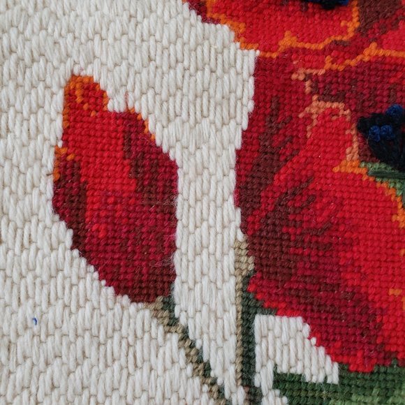 Large Vintage 17.5x32 Completed RED POPPY Needlepoint Needlework - Picture 5 of 9